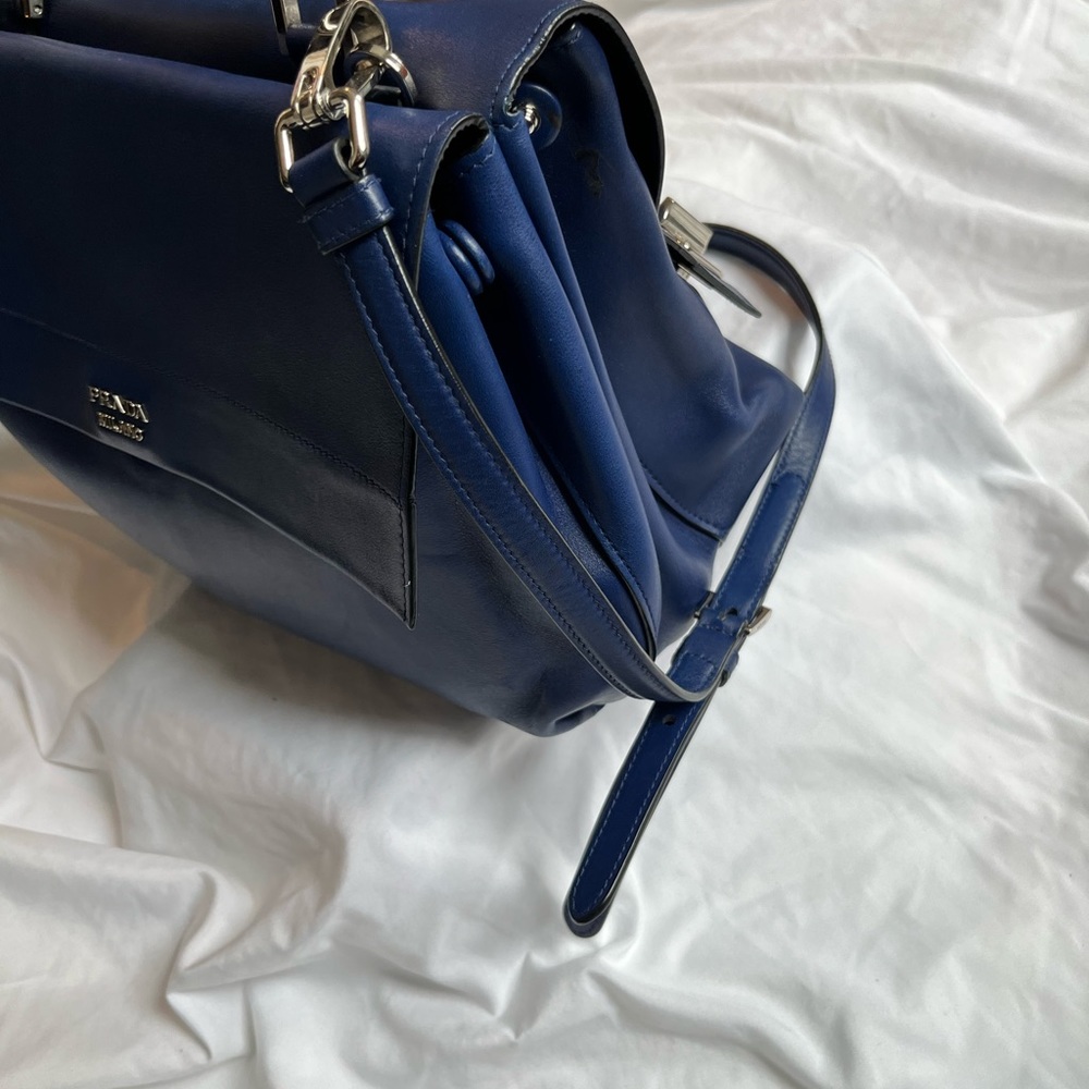 authentic Prada Milano Italy Women Blue Leather Crossbody Shoulder Hand Bag - Picture 3 of 6